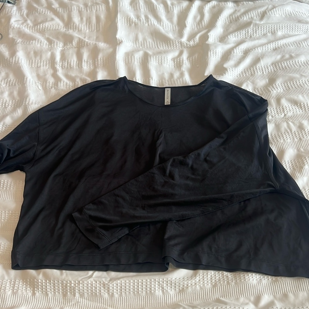 Athleta Sheer Black Crop Long Sleeve XL